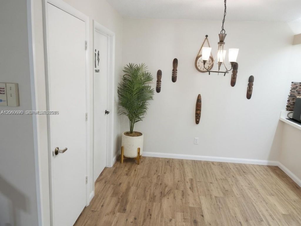 49 Essex Ct, Unit C, Royal Palm Beach, FL 33411 Photo