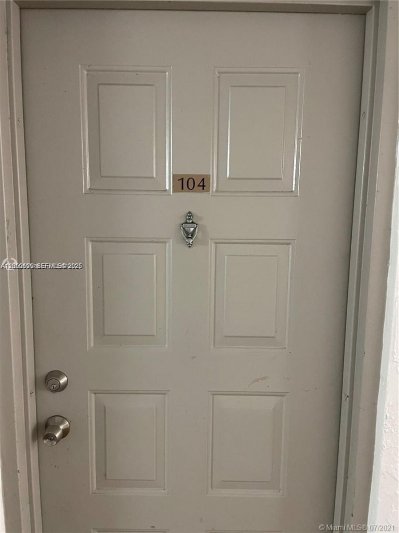 721 N Pine Island Rd , Unit 104, Plantation, FL 33324 Photo