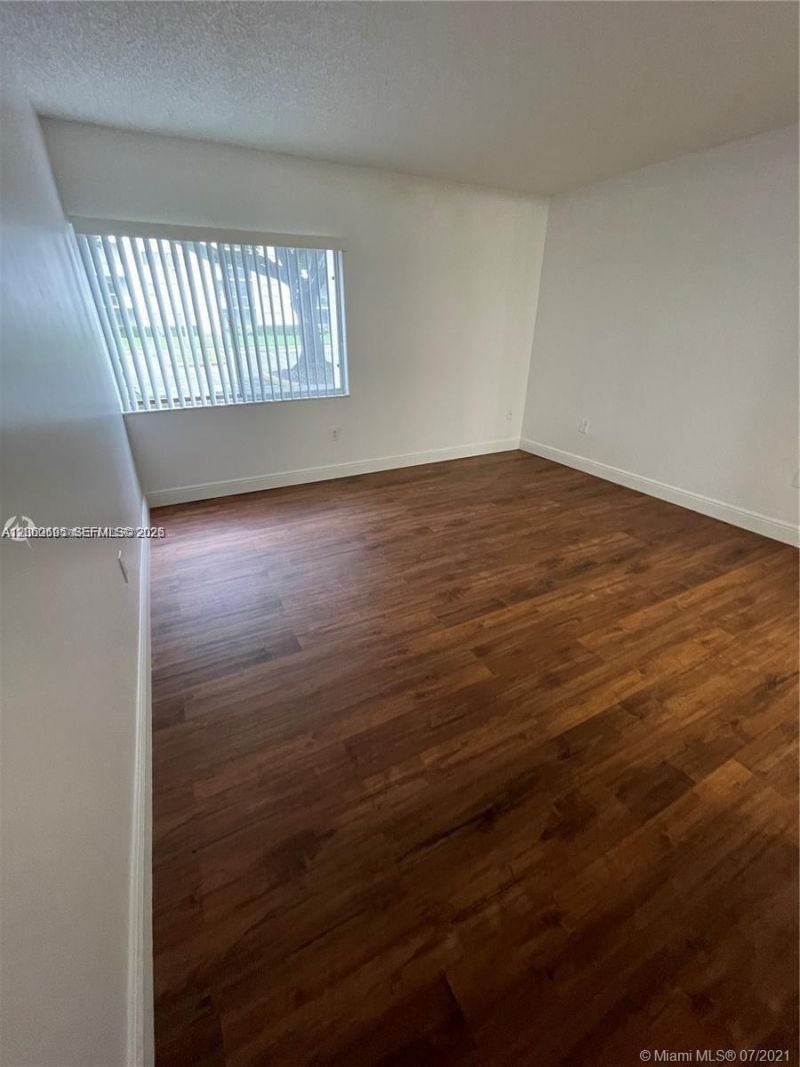 721 N Pine Island Rd , Unit 104, Plantation, FL 33324 Photo