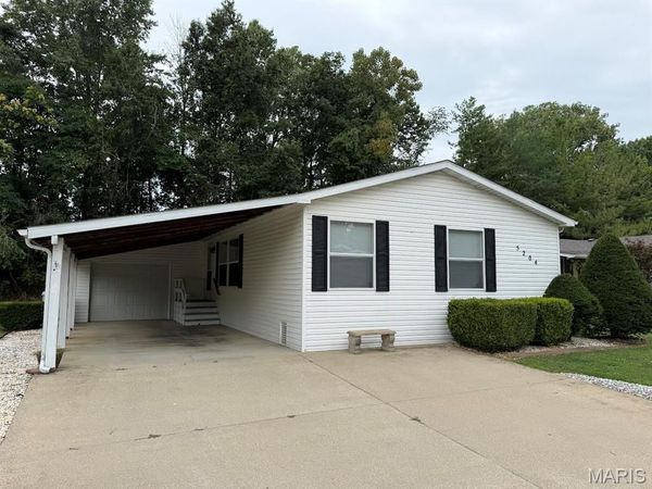 5204 Ida Drive, Belleville, IL 62223