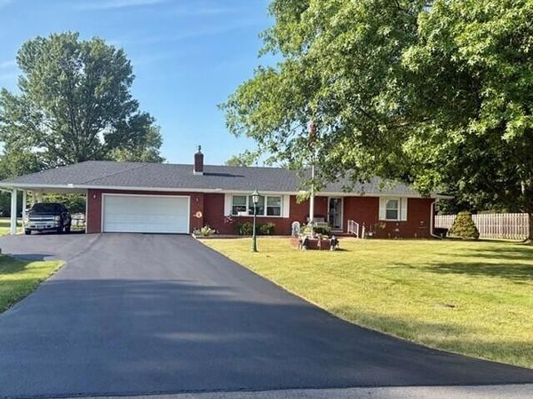 315 S Park Drive, Ada, OH 45810