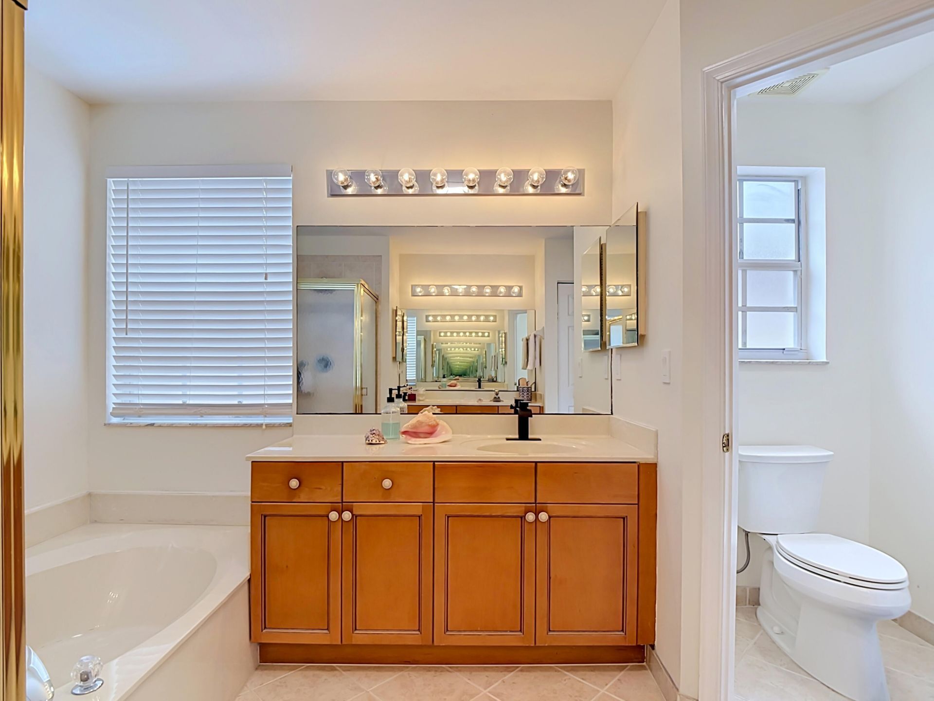 1154 Oakwater Drive, Royal Palm Beach, FL 33411 Photo