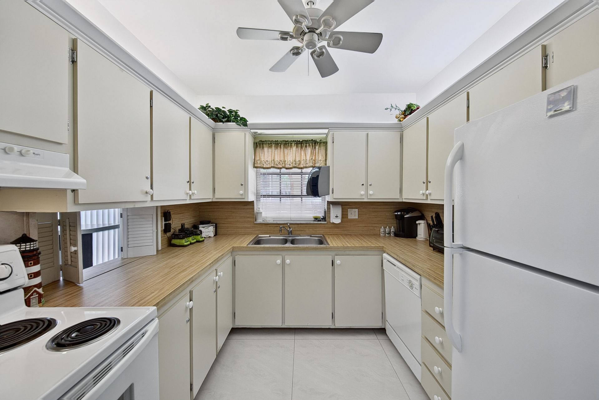 255 S Cypress Road, Unit 342, Pompano Beach, FL 33060 Photo