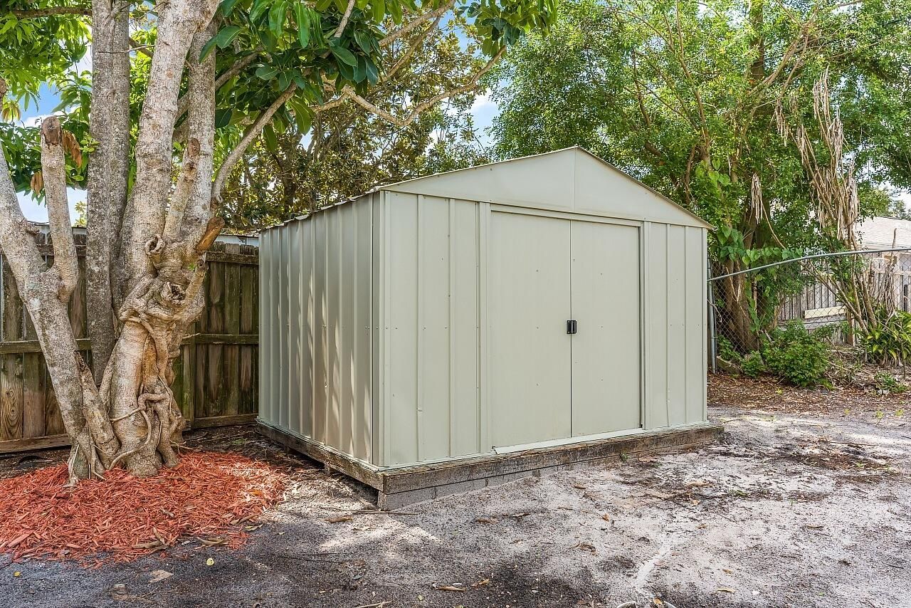 431 14th Street Sw, Vero Beach, FL 32962 Photo