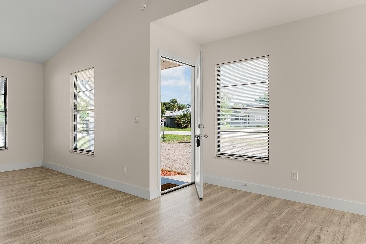 431 14th Street Sw, Vero Beach, FL 32962 Photo