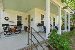 235 Summers Drive photo 4