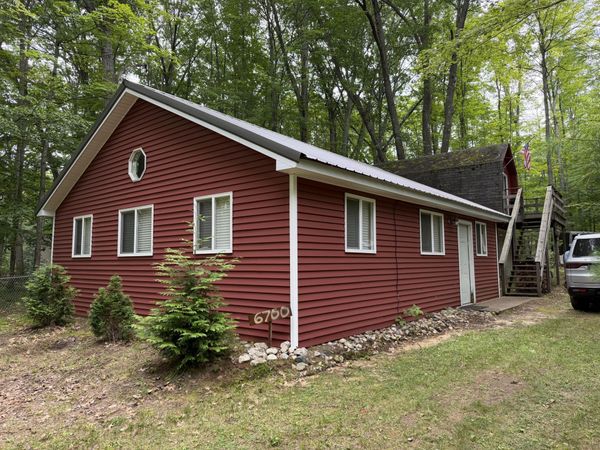 6700 Park Drive, Kalkaska, MI 49646
