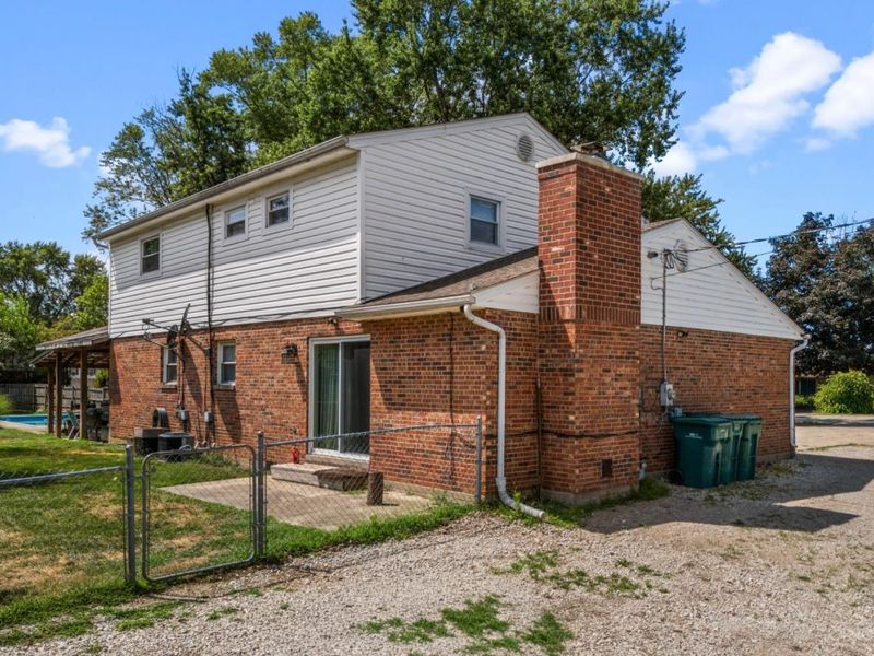 8878 Twincreek Drive, Franklin, OH 45005 Photo 11