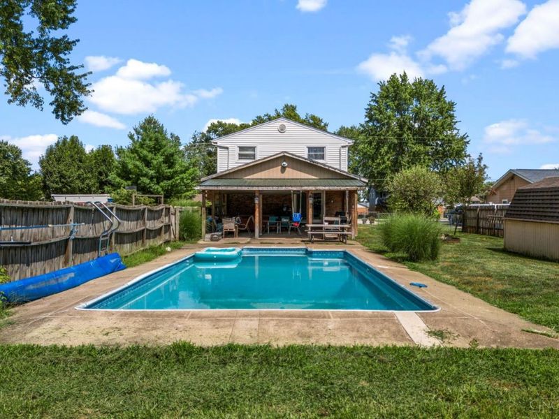 8878 Twincreek Drive, Franklin Twp, OH 45005 Photo 7