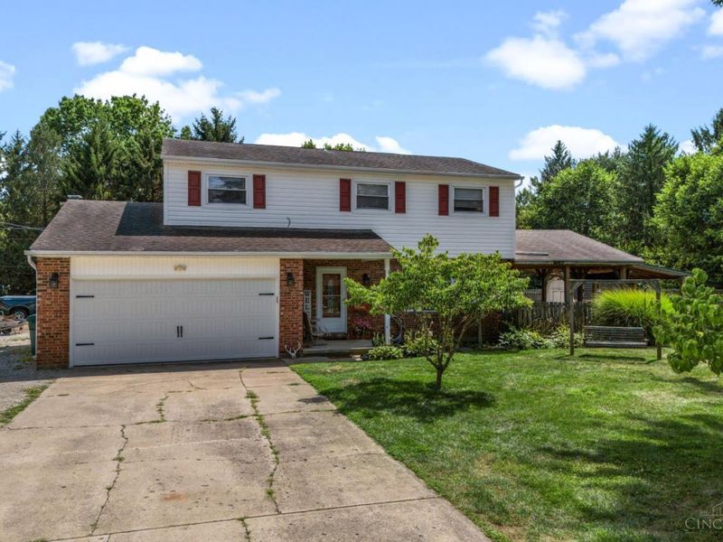 8878 Twincreek Drive, Franklin, OH 45005 Photo 8