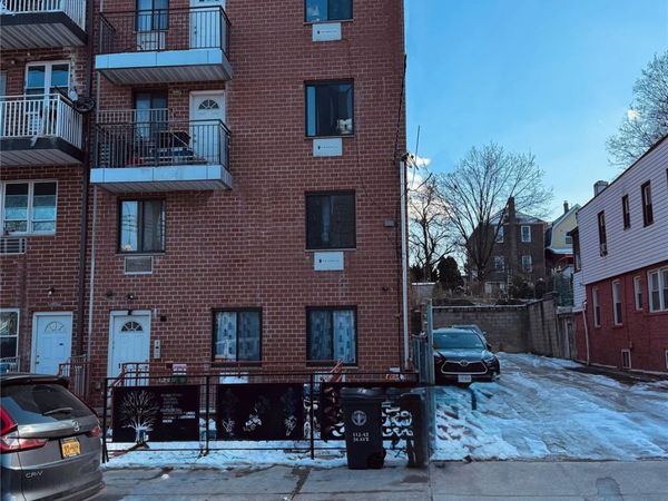 112-42 38 Avenue , Corona, NY 11368