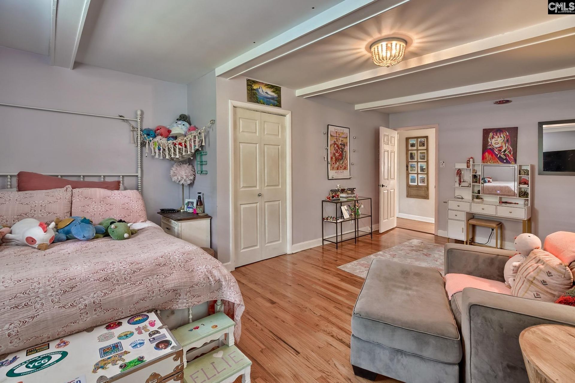 121 Knoll Wood Drive  Photo 42