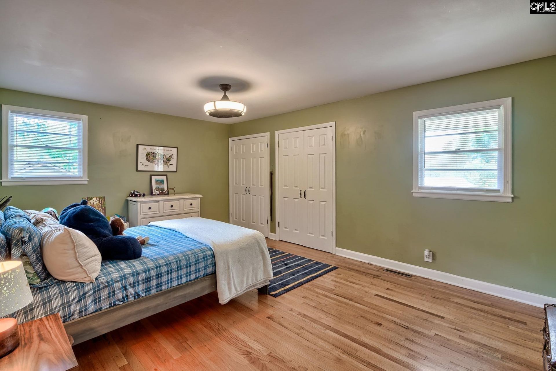 121 Knoll Wood Drive  Photo 44