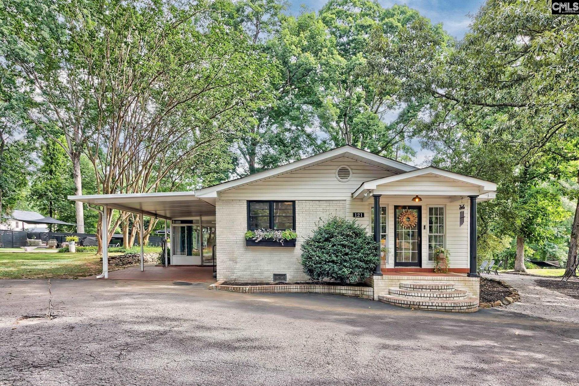 121 Knoll Wood Drive  Photo 6