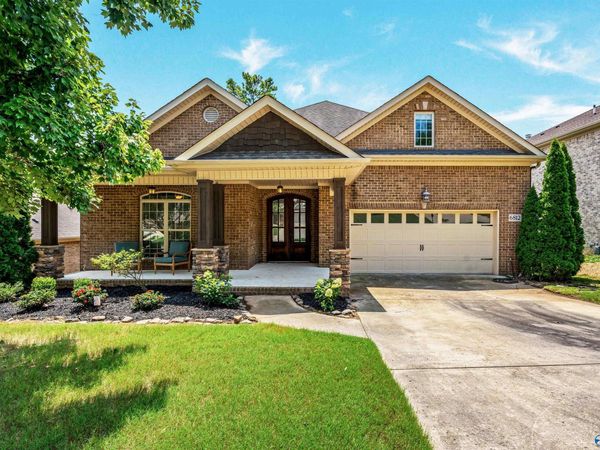 6812 Breyerton Way, Owens Cross Roads, AL 35763