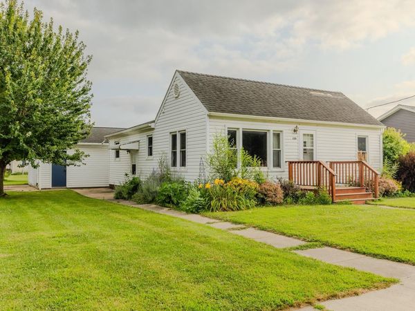 206 Main Street, Fort Atkinson, IA 52144