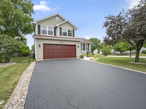 26504 W Stonebriar Way, Channahon, IL 60410