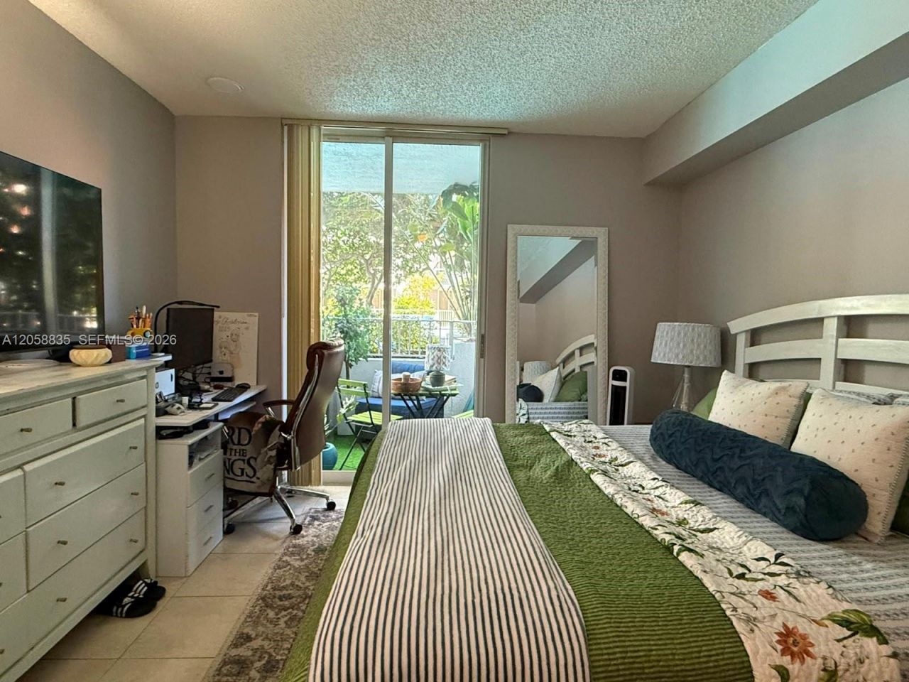 5085 NW 7th St, Unit 406, Miami, FL 33126 Photo