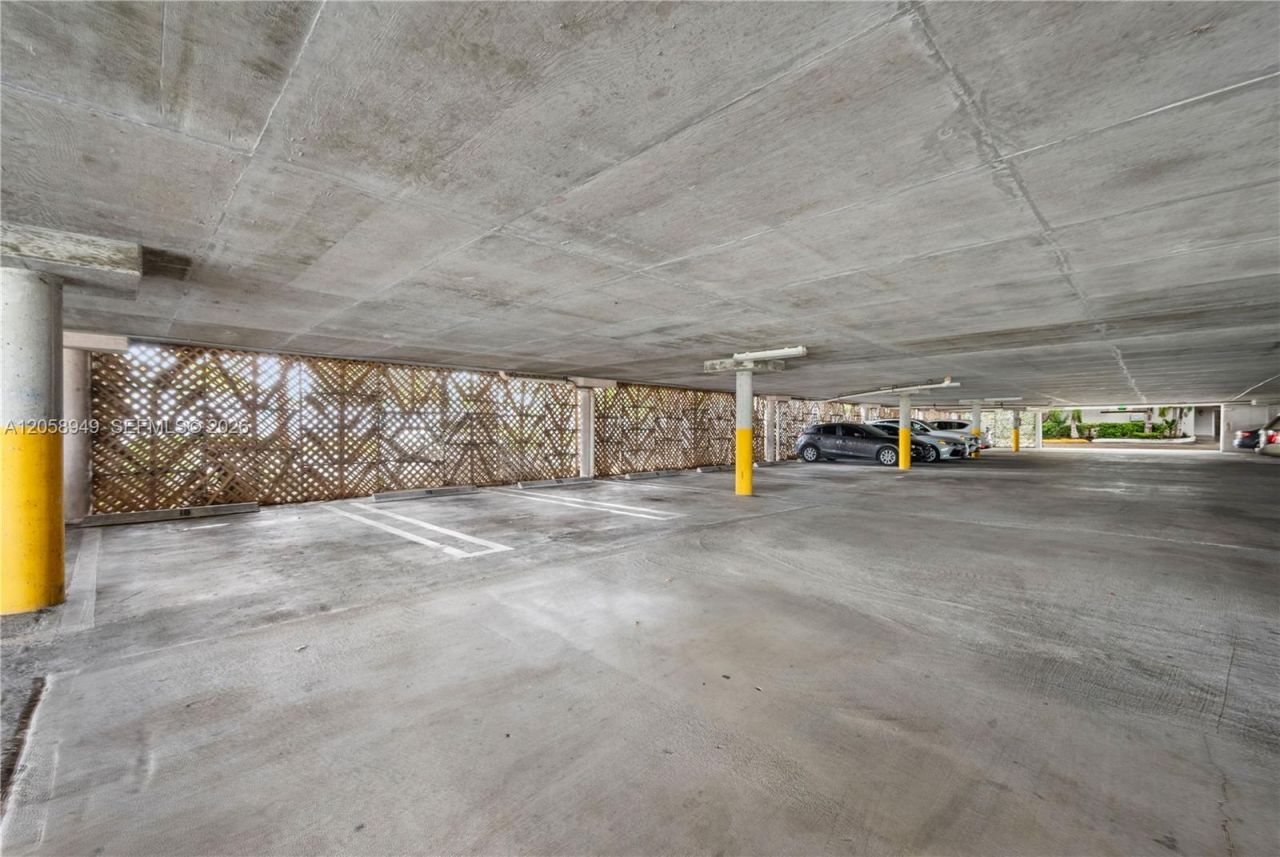 1720 NW N River Dr, Unit 107, Miami, FL 33125 Photo