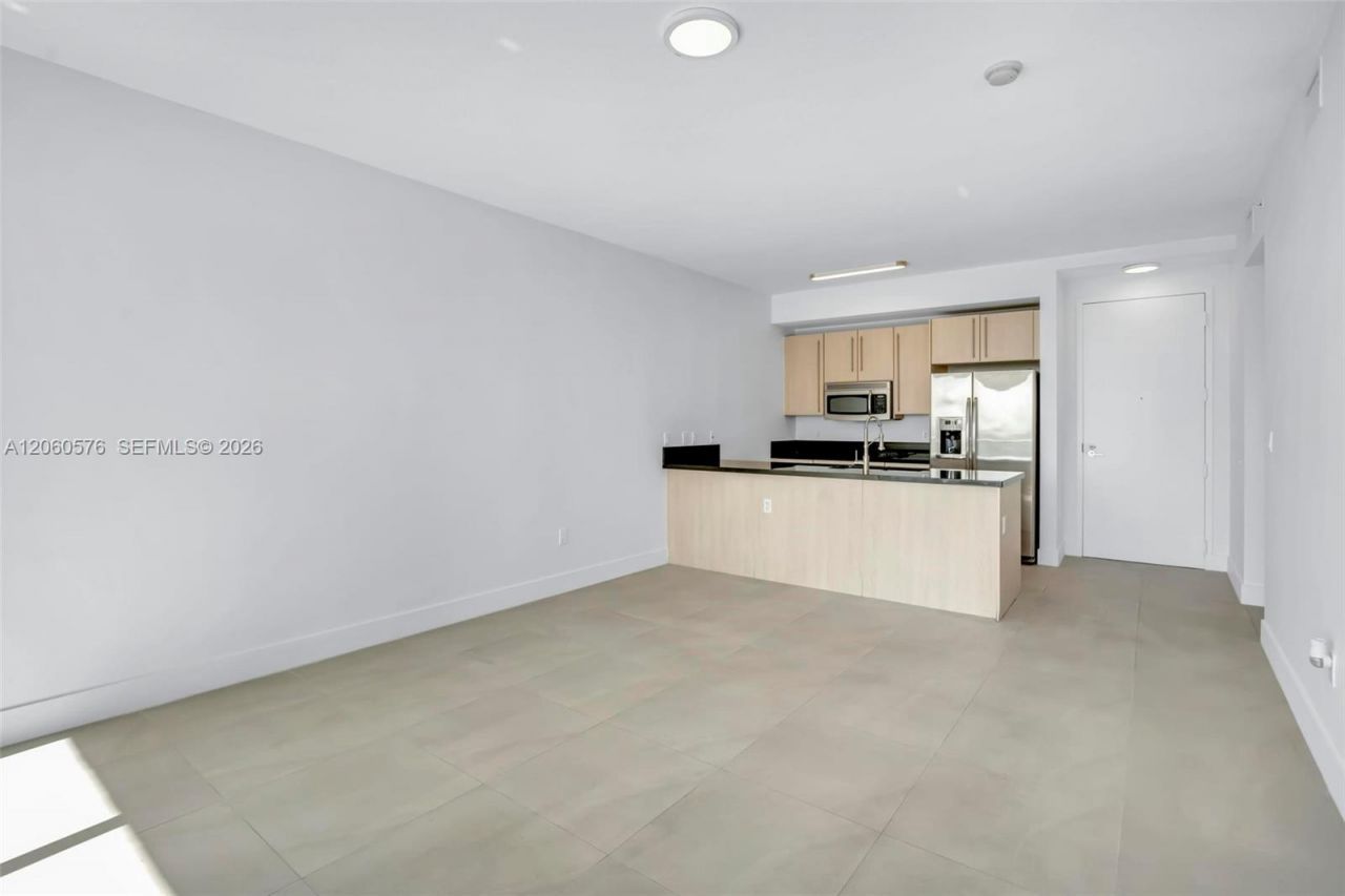 79 SW 12th St , Unit 2302-S, Miami, FL 33130 Photo