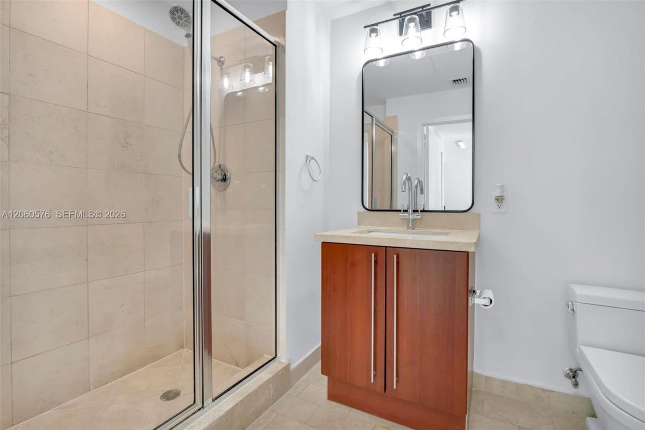 79 SW 12th St , Unit 2302-S, Miami, FL 33130 Photo