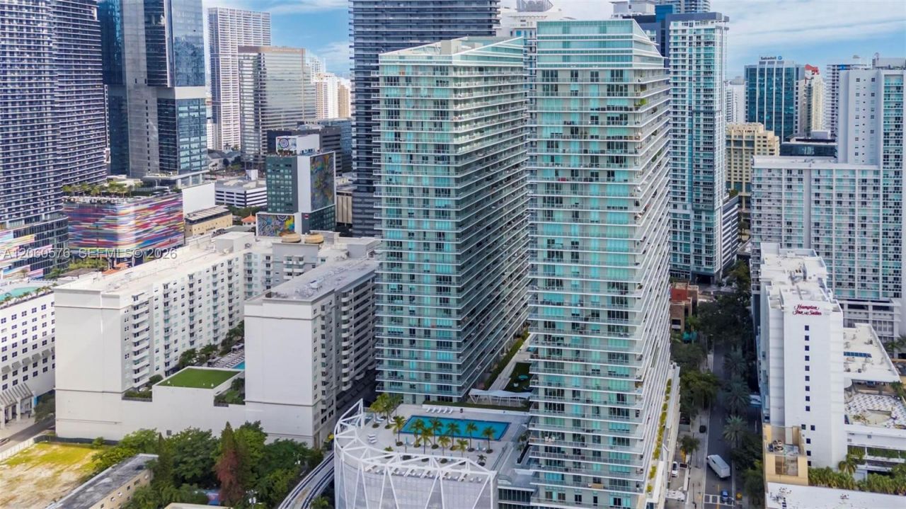 79 SW 12th St , Unit 2302-S, Miami, FL 33130 Photo