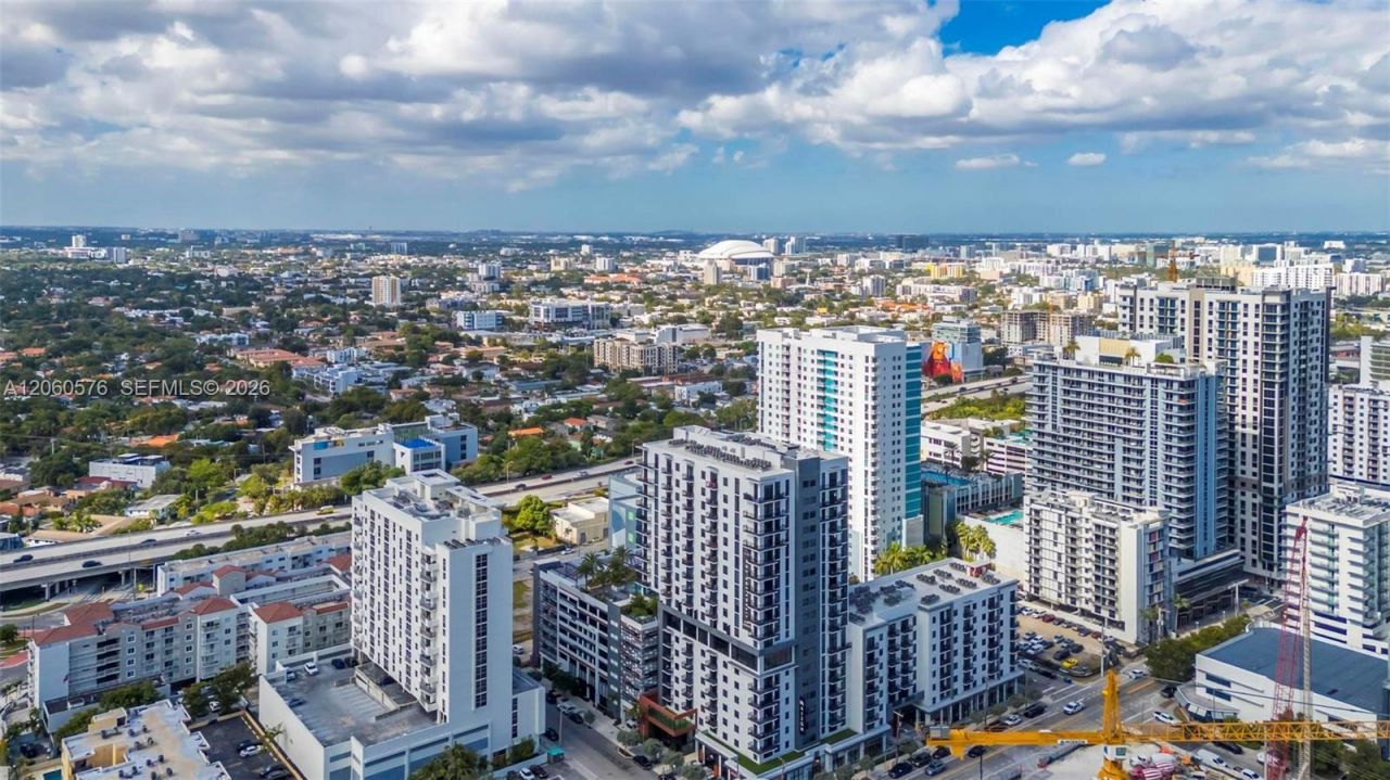 79 SW 12th St , Unit 2302-S, Miami, FL 33130 Photo