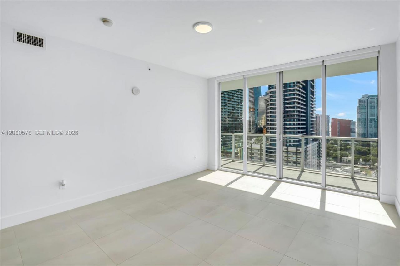 79 SW 12th St , Unit 2302-S, Miami, FL 33130 Photo