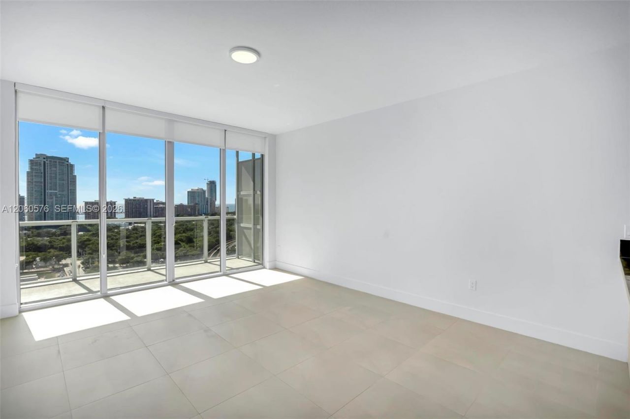 79 SW 12th St , Unit 2302-S, Miami, FL 33130 Photo