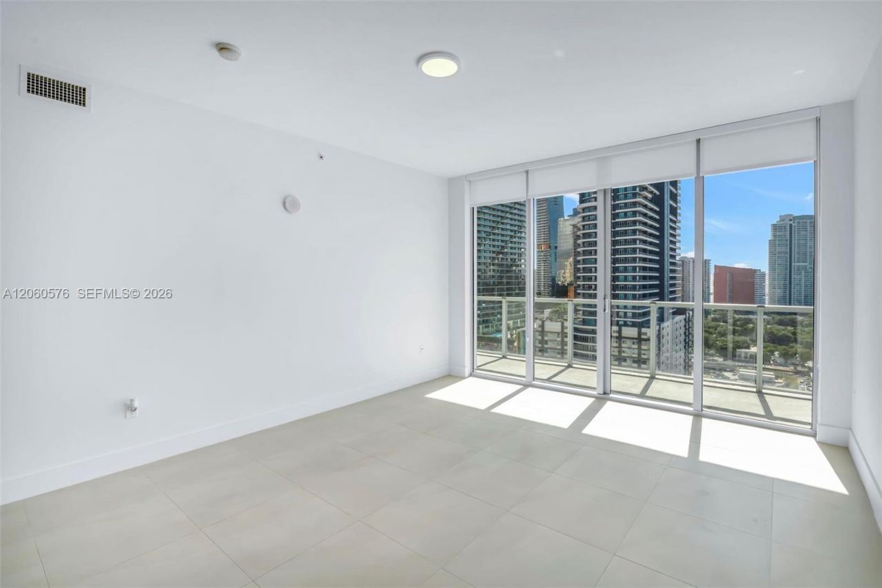 79 SW 12th St , Unit 2302-S, Miami, FL 33130 Photo