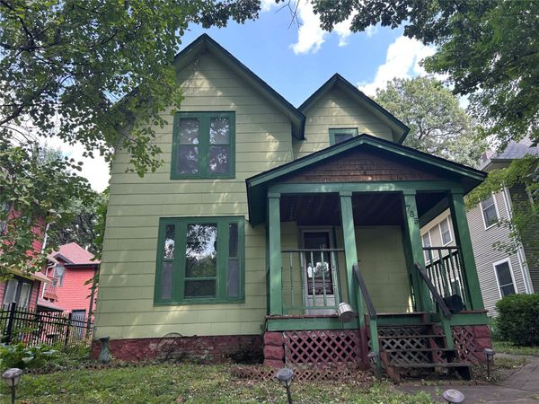 735 20th Street, Des Moines, IA 50314