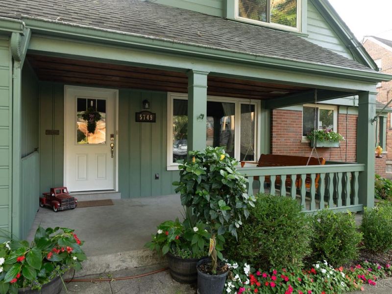 5749 Pandora Avenue, Cincinnati, OH 45213 Photo 2