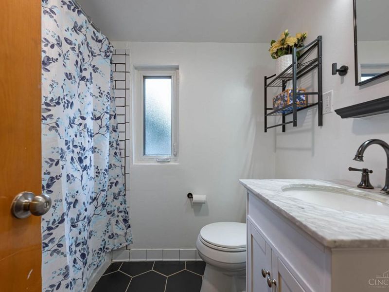 5749 Pandora Avenue, Cincinnati, OH 45213 Photo 22
