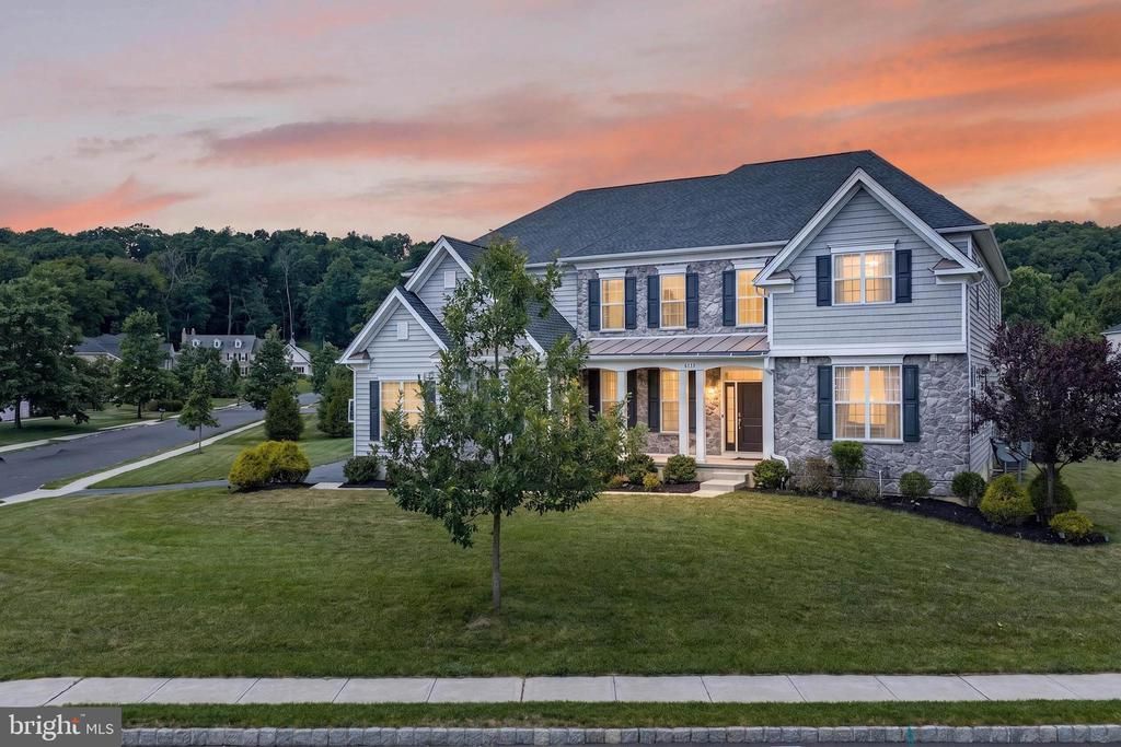 6155 BLUE BELLE , CENTER VALLEY, PA 18034