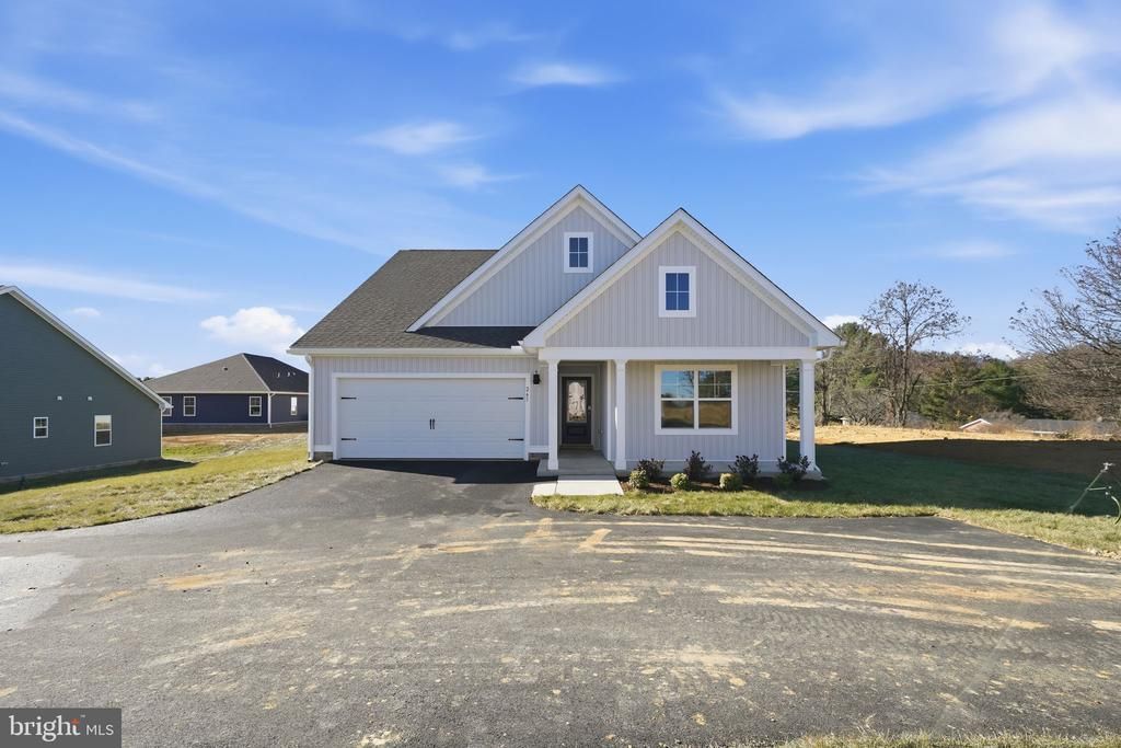 293 Heather Lane, Staunton, VA 24401 Main Photo