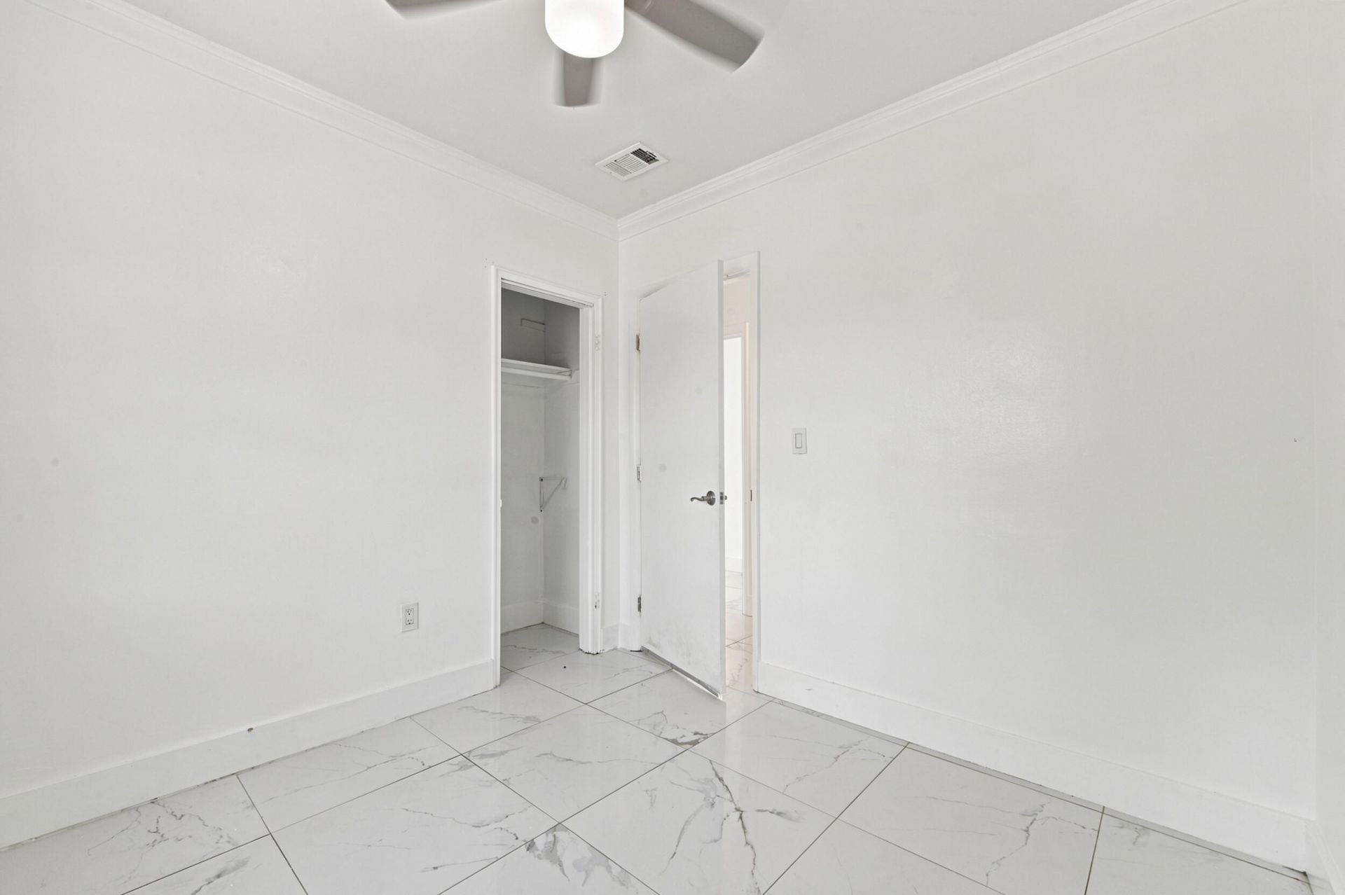 8800 NW 33 Avenue Road, Miami, FL 33147 Photo
