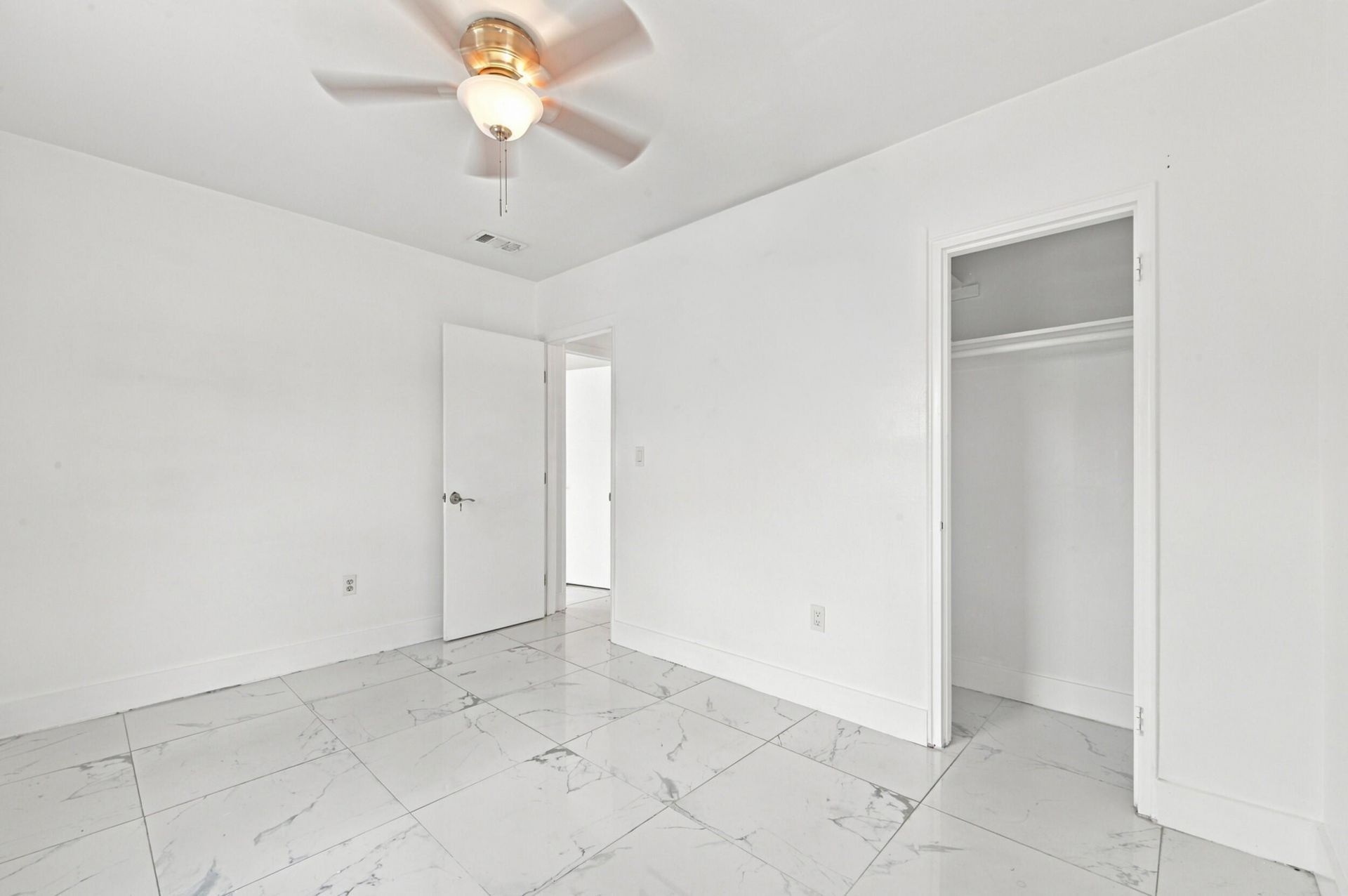 8800 NW 33 Avenue Road, Miami, FL 33147 Photo