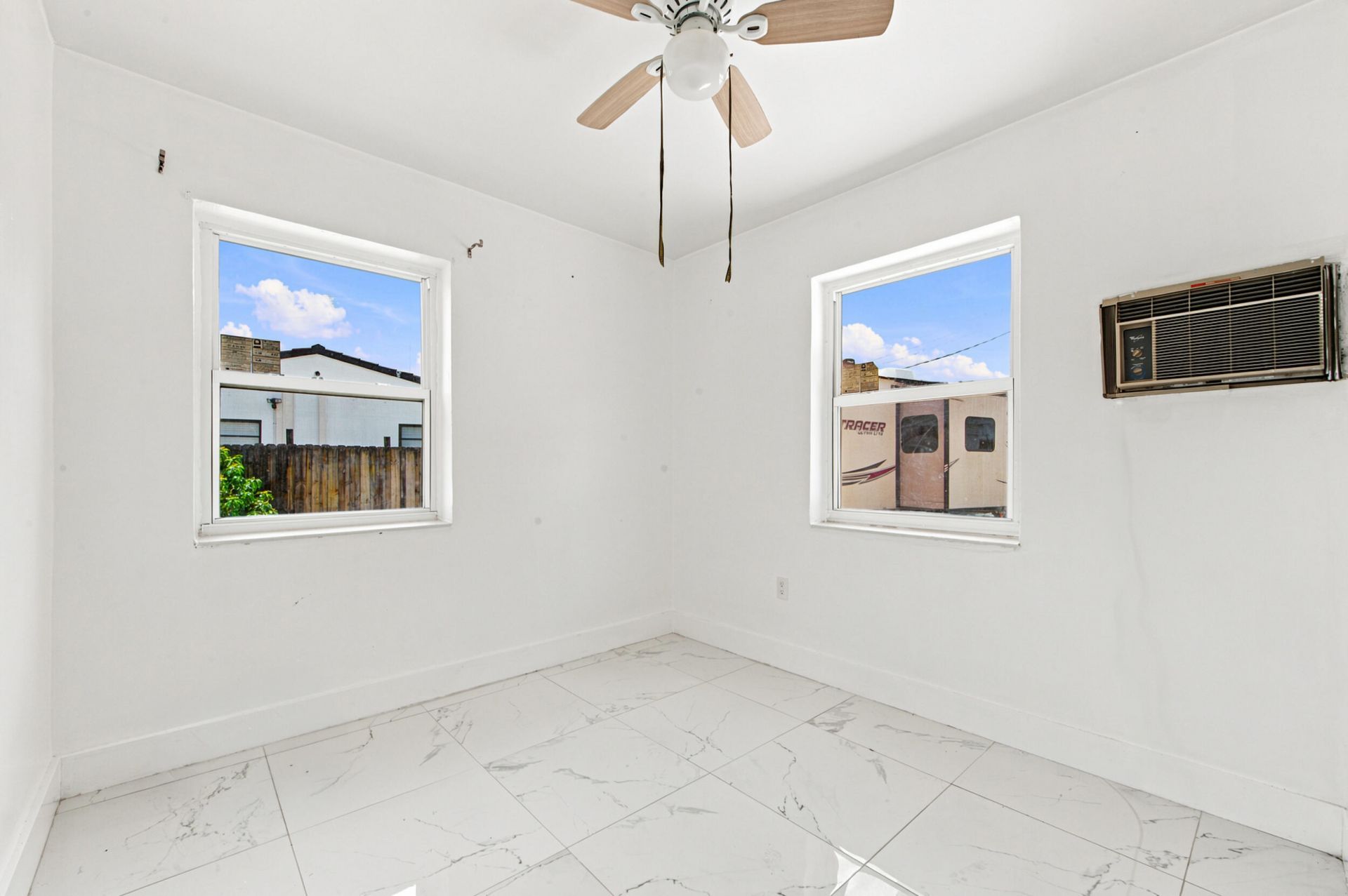 8800 NW 33 Avenue Road, Miami, FL 33147 Photo