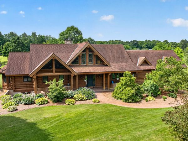2405 Nicholson Lane, Albion, MI 49224