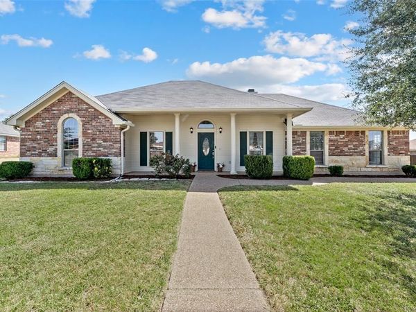 493 Rio Bonito Drive, Robinson, TX 76706
