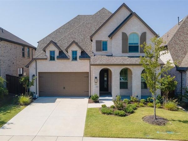 2012 Braided Mane Avenue , Aubrey, TX 76227