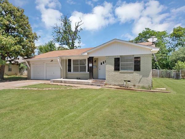 8533 Blossom Lane, Dallas, TX 75227