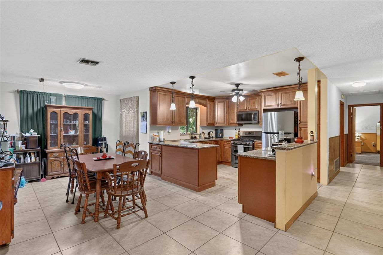 18741 N Us Highway 301, Citra, FL 32113 Photo