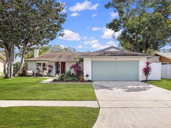 11145 BELLA LOMA DRIVE , LARGO, FL 33774