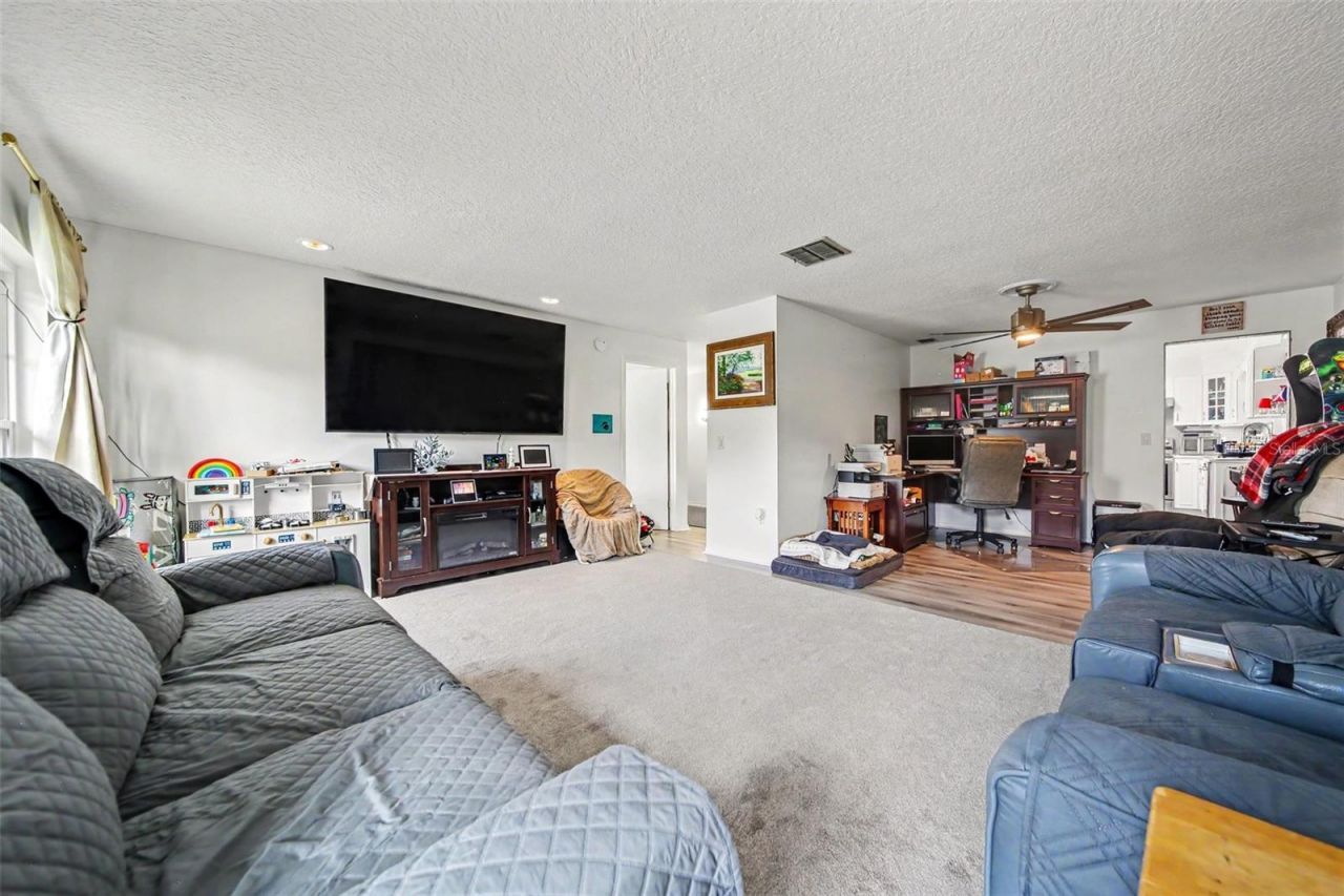 394 Barberry Lane, Altamonte Springs, FL 32714 Photo