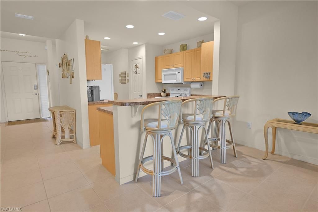 15979 Mandolin Bay Dr , Unit 202, Fort Myers, FL 33908 Photo