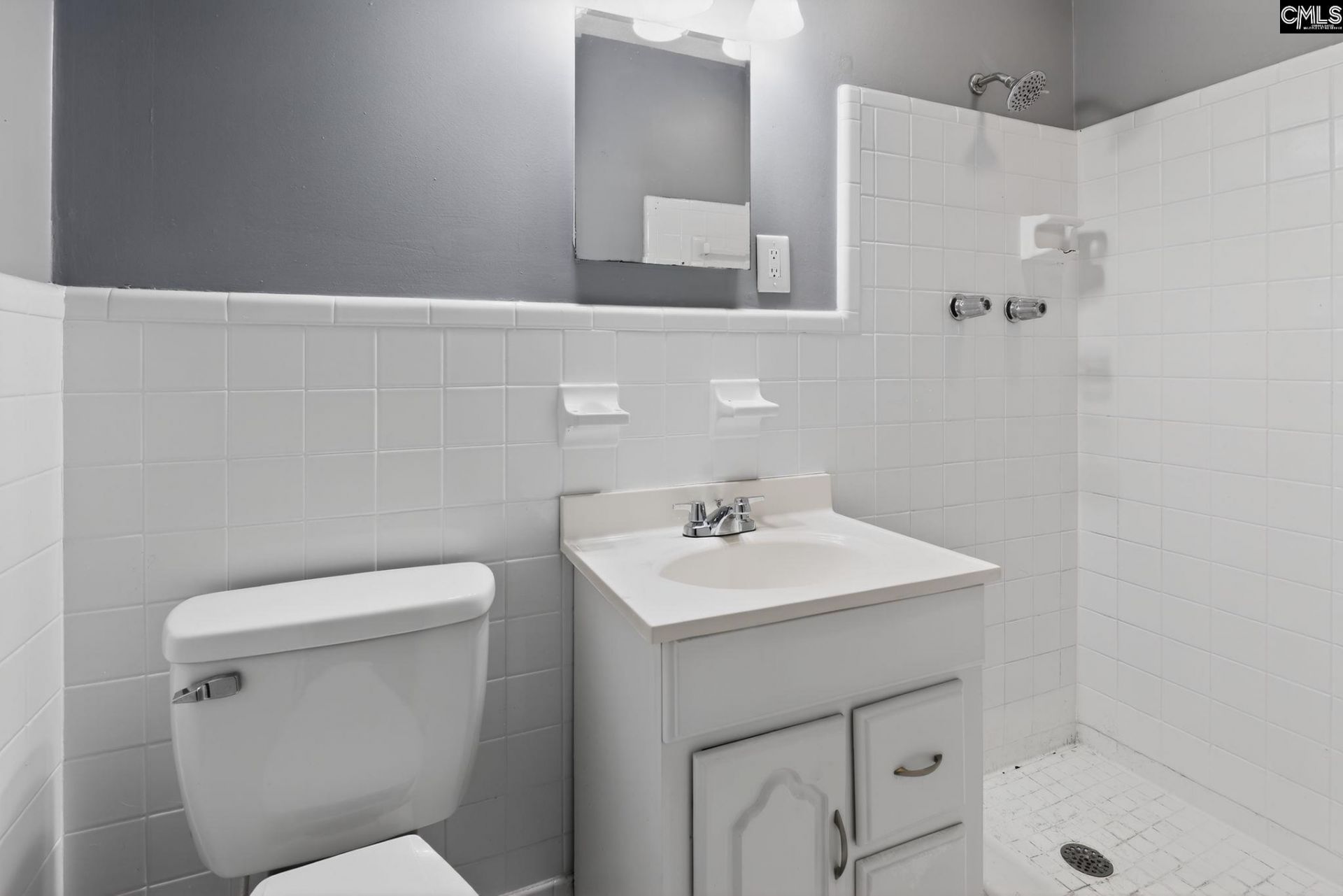 1454 Fork Avenue  Photo 23