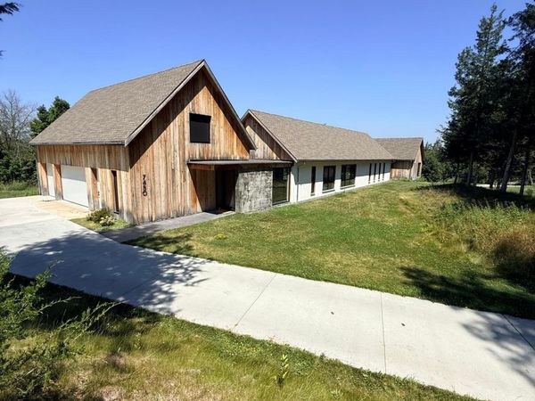 7450 Valley Creek Drive, Excelsior, MN 55331