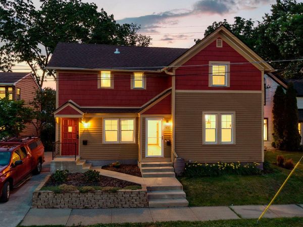 417 Harriet Street S, Stillwater, MN 55082