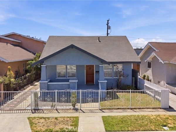2267 Lime Avenue, Long Beach, CA 90806
